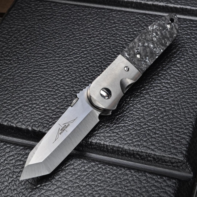 CQC-6 - Silver and Black Carbon Fiber